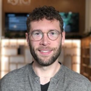Profile photo of Nic Etheridge Calder